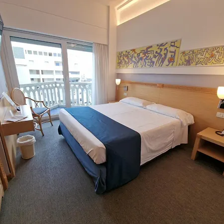 City Hotel-3